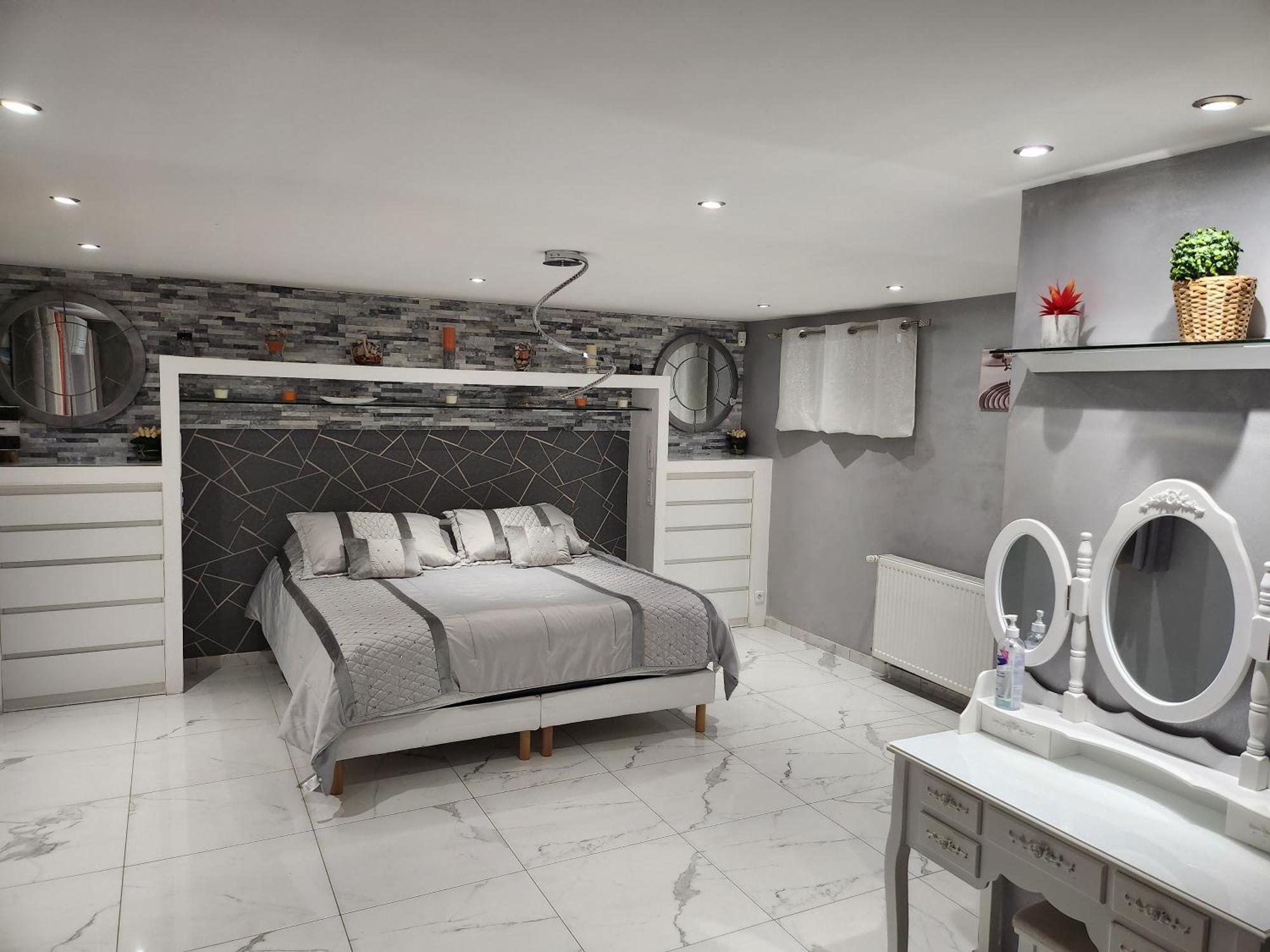Villa Massenet Sarcelles Esterno foto